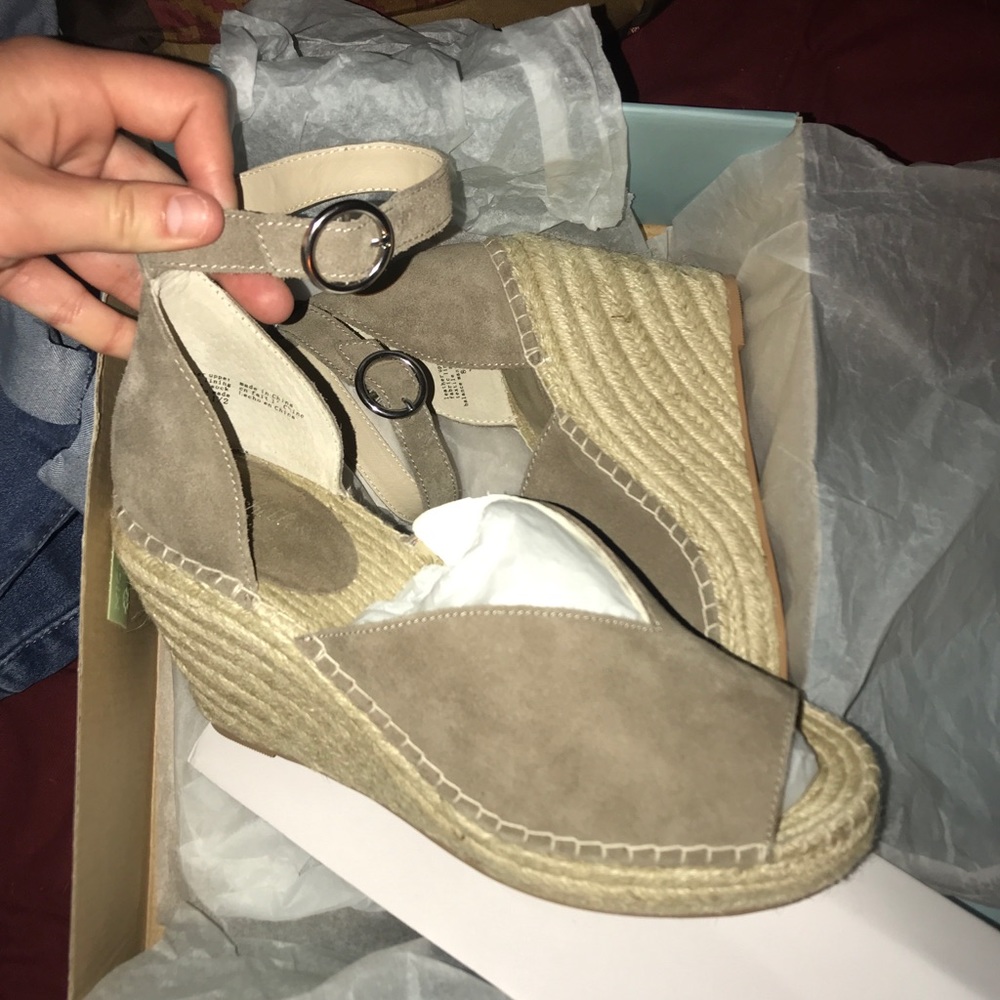 Seychelles Wedges!!